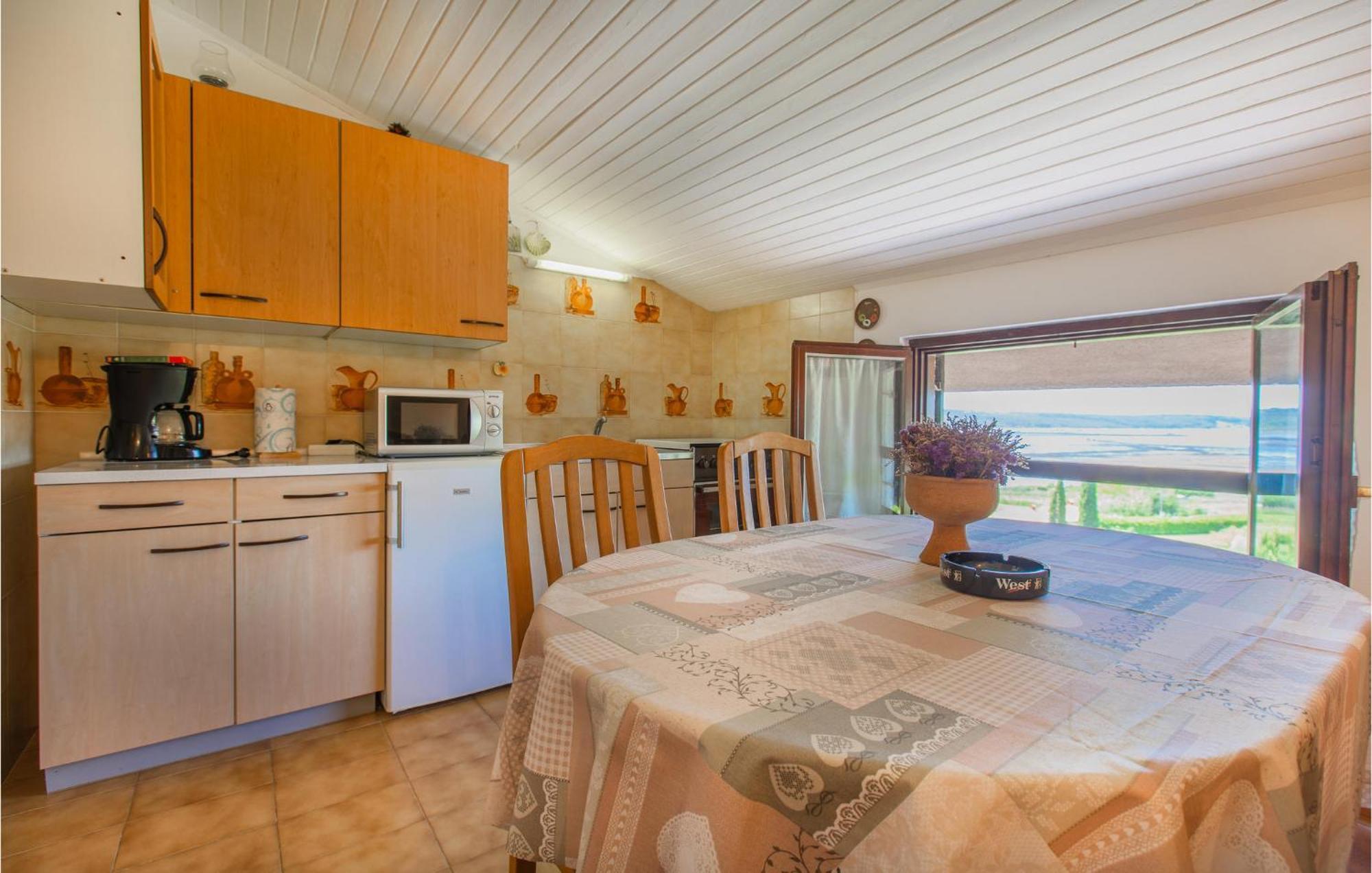Amazing Apartment In Secovlje With Kitchen Kültér fotó